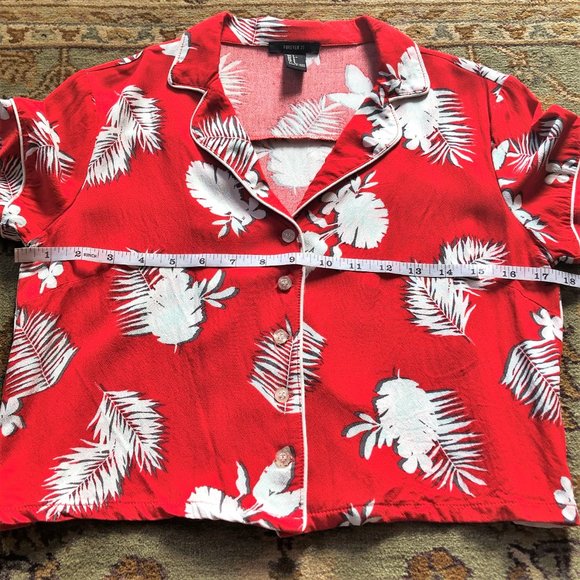 Bright Red Leaf-Print Hawaiian Crop Button-Down Shirt by Forever21 - Size Small - Picture 13 of 16